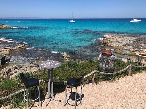Que hacer en Formentera en un día. Vista Es caló de Sant Agustí